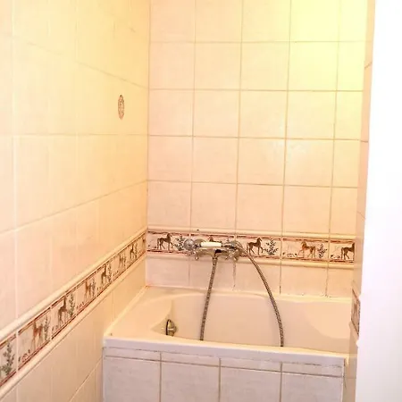 Suzanne Apartment *